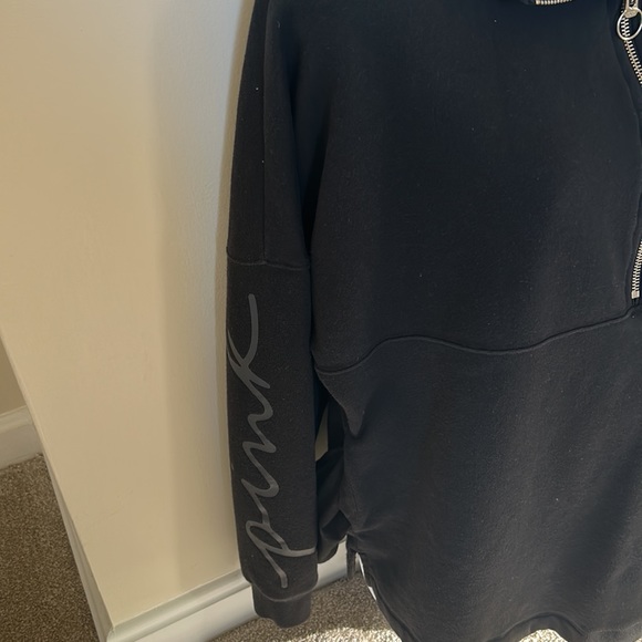 Pink black pullover. - Picture 2 of 5